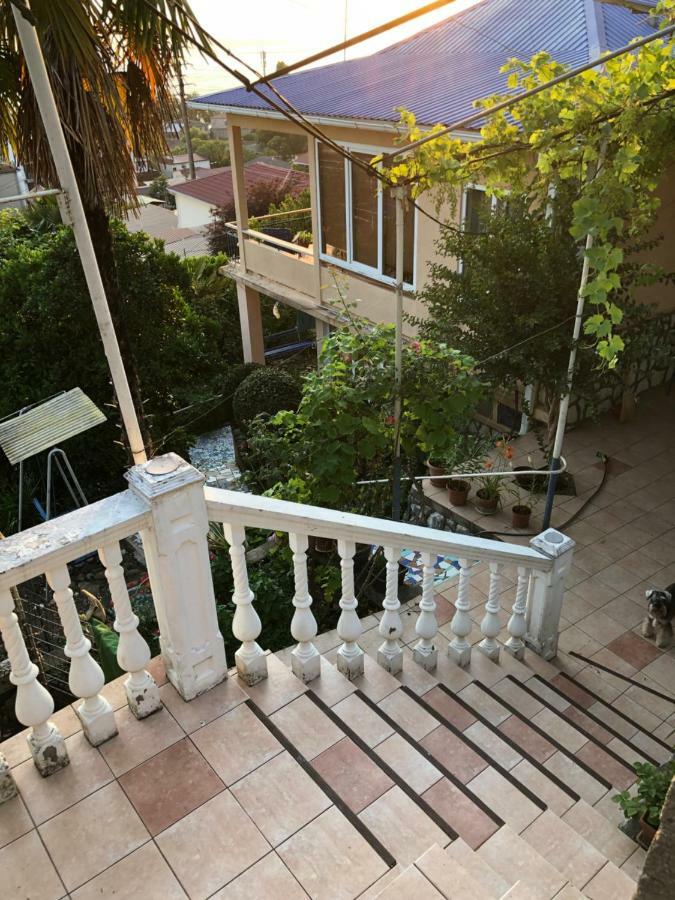 Гостевой Дом "Боцман" На Барцыц-Гудаутская 5 Gagra Exterior foto